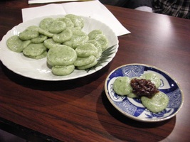 よもぎ団子