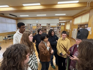 楽器を学ぶ写真