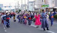 踊りの様子