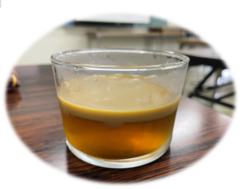 ほうじ茶ゼリー豆乳黒糖ソース