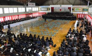 閉校式典会場全景の画像