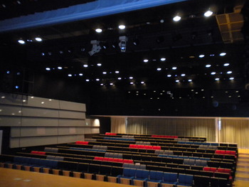 ひらたタウンセンターシアターOZホール