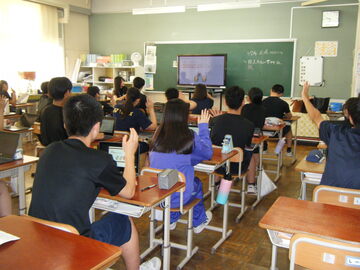 酒田市立第四中学校の生徒の写真