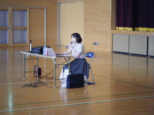 安田綾子氏