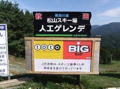 RXL[lHQf̉摜