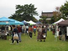 過去の大手門くらふとフェアの様子その1