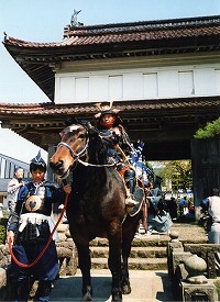 中山神社祭典武者行列の画像