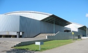 国体記念体育館写真