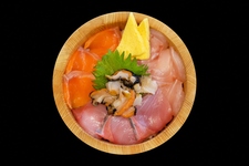本日の海鮮丼の写真