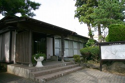 山寺コミセンの外観の画像